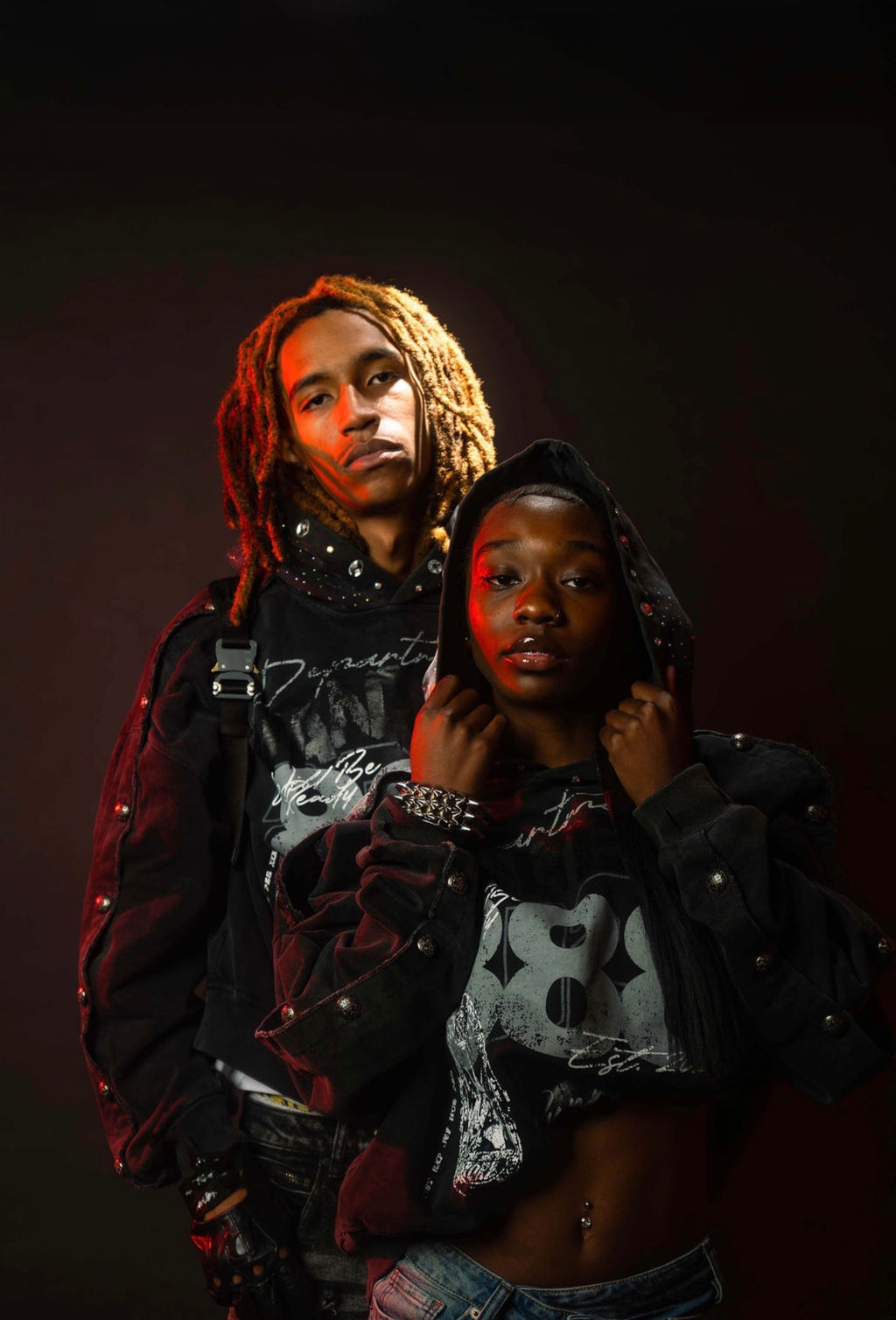 VANTECK BUTTON RHINESTONE 888 HOODIE