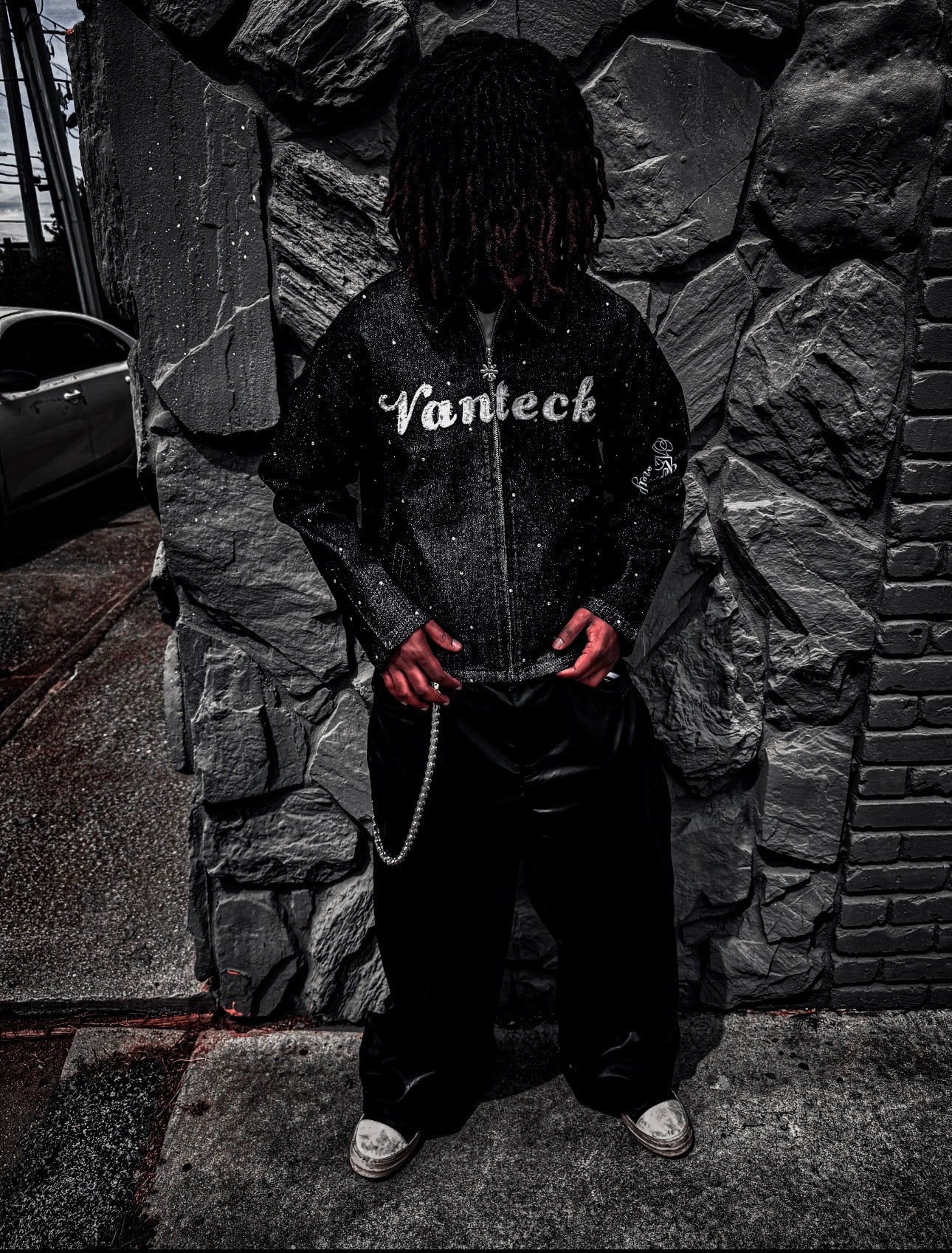 VANTECK ON MY DEN!M